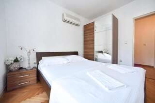 Апартаменты Bologna Apartments Будва Апартаменты-8